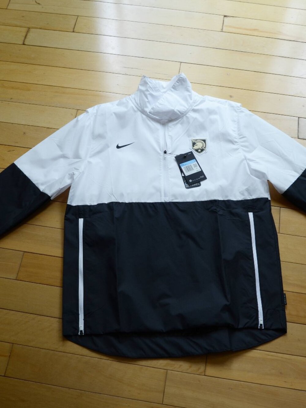 Nike Army Black Knights half-zip windbreaker jacket Size M NWT Men